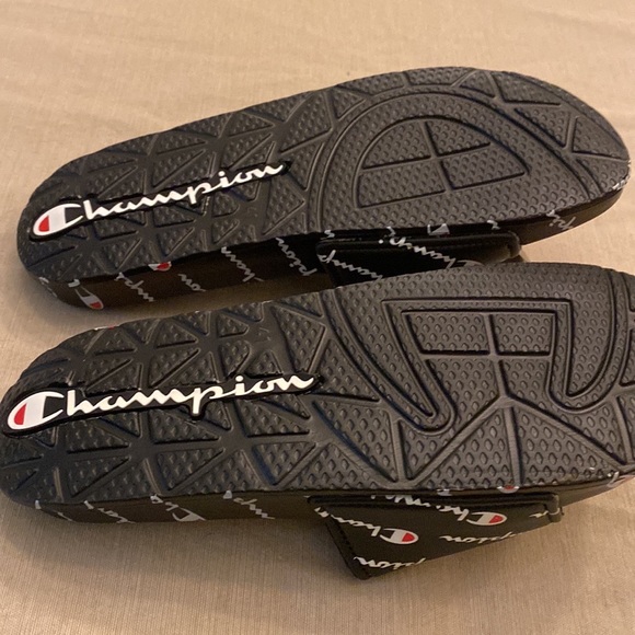 Champion slides, black, NWT, size 9.5 US / 43 EU - Picture 2 of 5